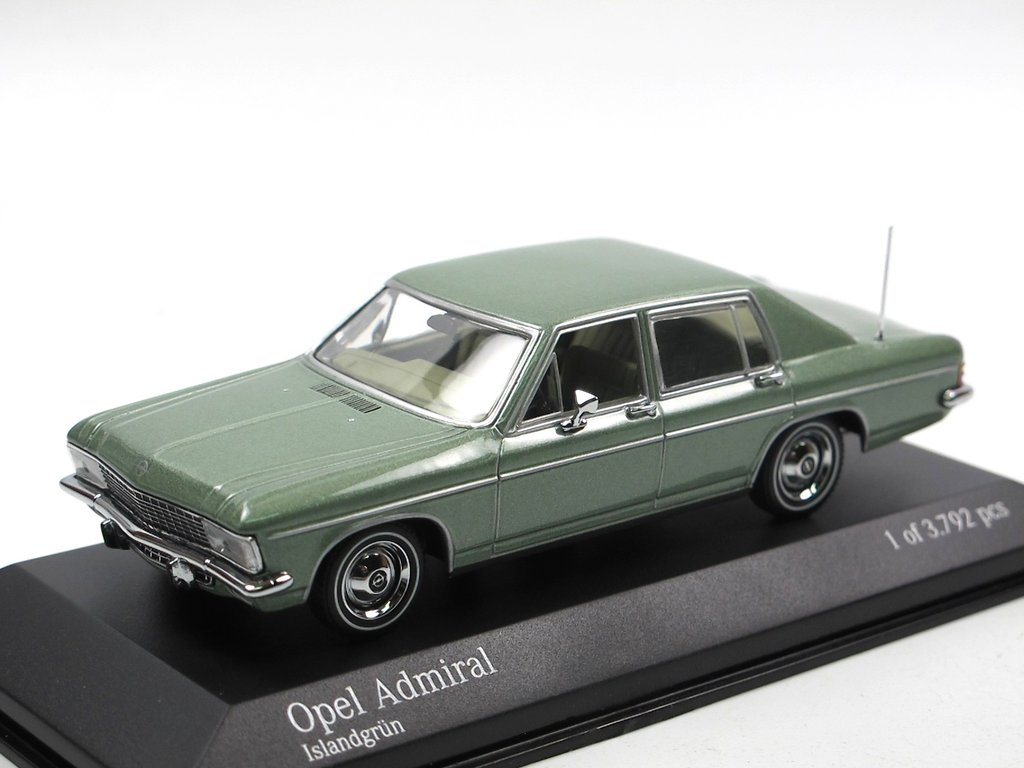 Opel Diplomat V8 Limousine Weiss 1964-1967 1/43 Modellcarsonline Modell Auto mit individiuellem Wunschkennzeichen