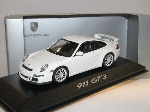 Minichamps 2006 Porsche 911 (997) GT3 weiß 1/43