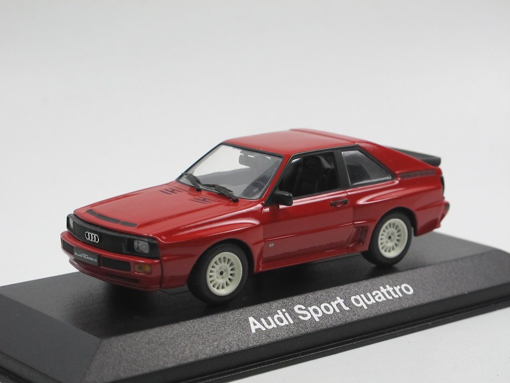 Audi Sport quattro Baujahr 1984 rot 1:43 Minichamps 
