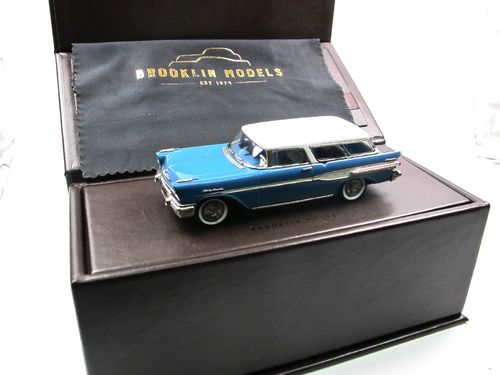 Brooklin Models 1957 Pontiac Safari 2-Door Station Wagon 1/43