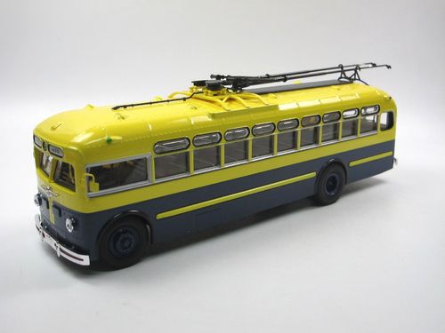 Ultra Models City Trolleybus MTB-82D USSR 1947-1961 Bus 1/43