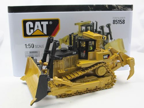 Diecast Masters CAT D10T Track Type Tractor Dozer 1/50