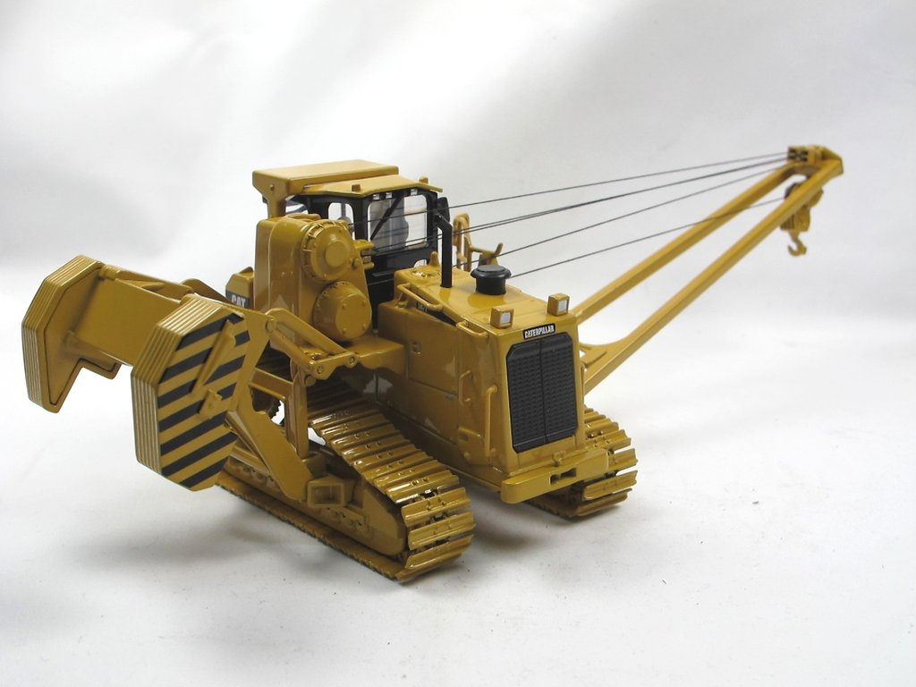 Caterpillar 1/50 587T Pipelayer-High Line Series 85272 Collectible Cat Car Toys 
