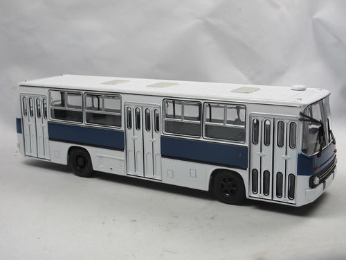 Soviet Bus Ikarus-260 Stadtbus Ungarn DDR blau/weiß 1/43