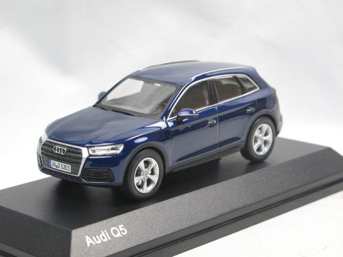 iScale 2016 Audi Q5 Navarrablau 1/43