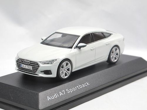 Audi Original A5 Coupé Modellauto 1:87 Modell 2016 Florettsilber Silber 
