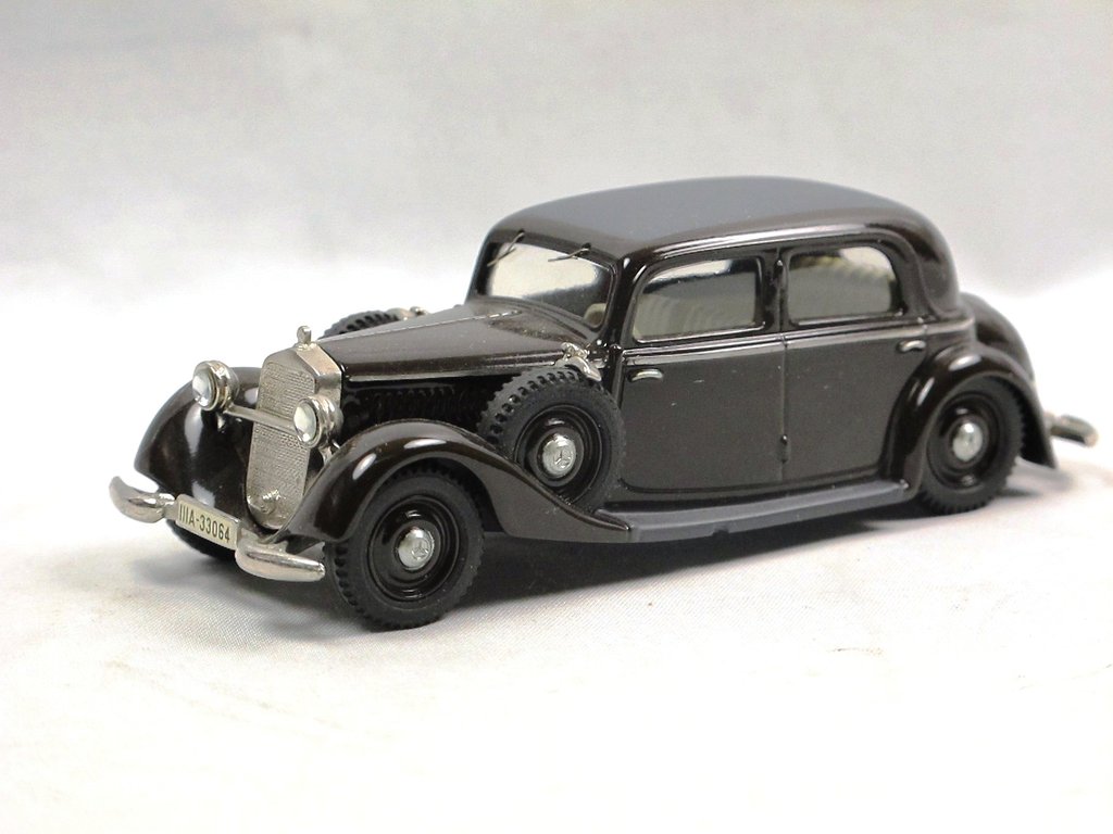 Somerville Models 1937 Mercedes Benz 260 D W138 Modellauto 1 43