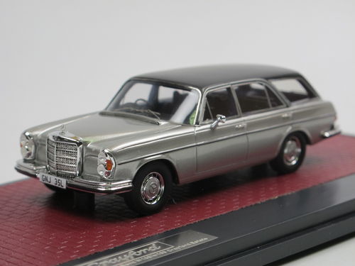 Matrix 1970 Mercedes-Benz W108 Crayford Estate silver 1/43