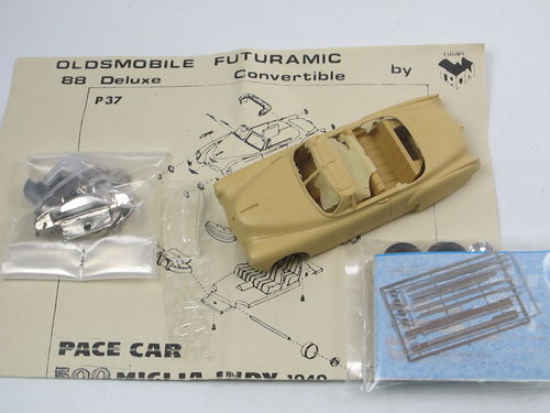 TRON Oldsmobile 88 Convertible Indy Pace Car 1949 Kit 1/43