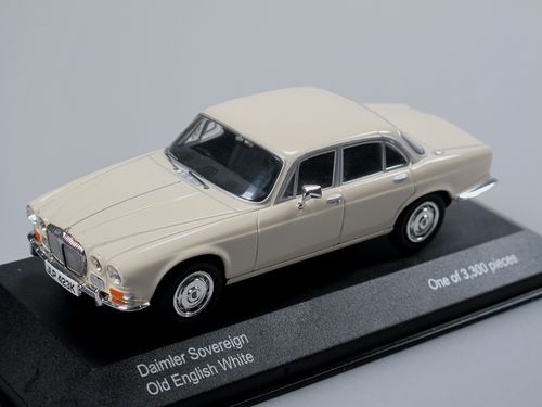 Vanguards 1969 Daimler Sovereign Series I English White 1/43