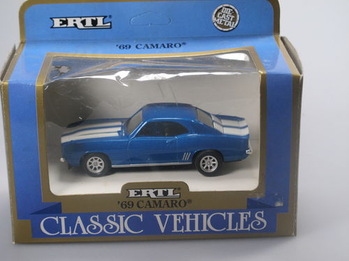 ERTL Classic 1969 Chevrolet Camaro blau/weiß 1/43